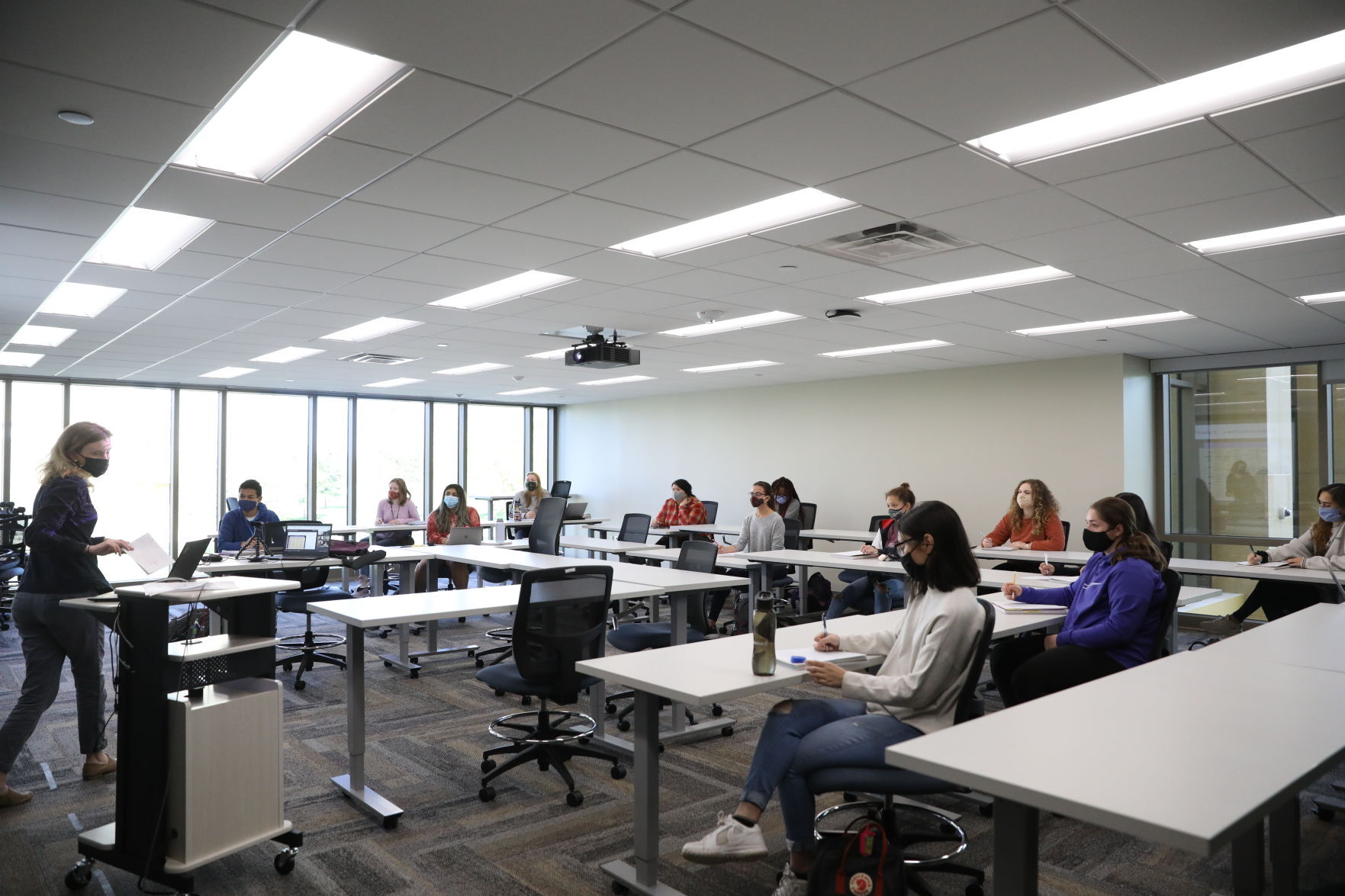 10.8 Gustavus Students Return 1